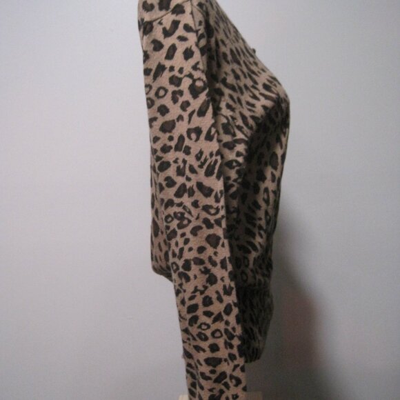 Wet Seal Long Sleeve Leopard Animal Print Sheer Button Up Sweater Women Sz Large - Picture 6 of 6